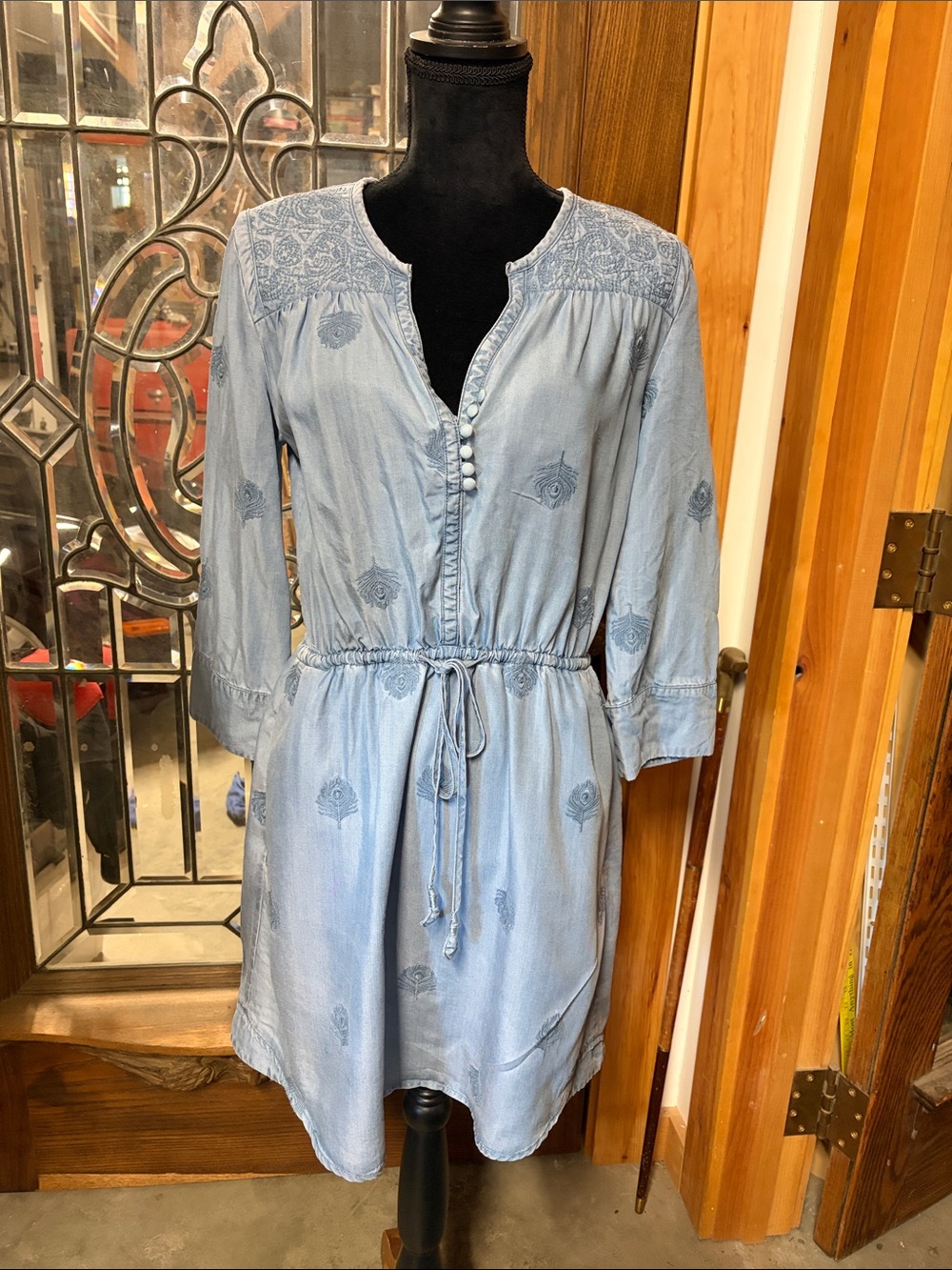 Anthropologie Holding Horses embroidered chambray dress. Small